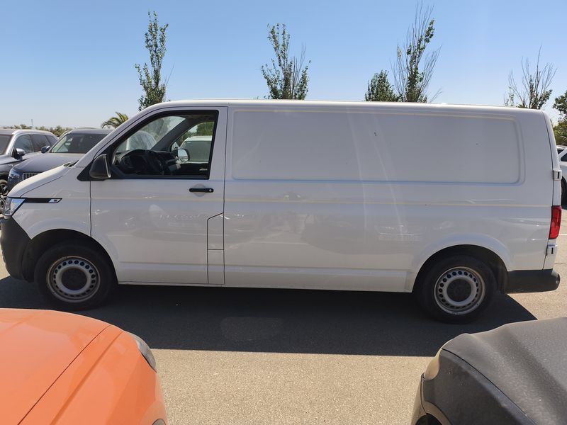 Volkswagen T6 Transporter 2.0 TDI Kasten FWD — zdjęcie 2