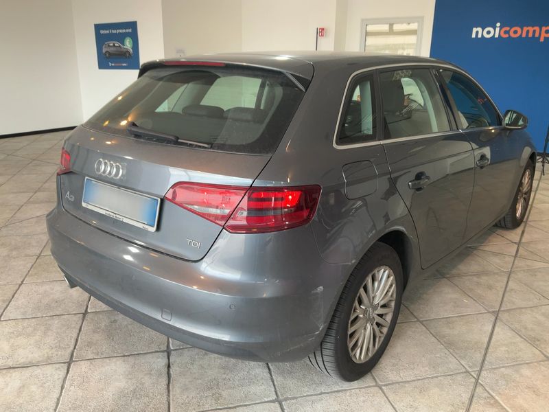Audi A3 Sportback 1.6 TDI Ambiente 2014 – снимка 8