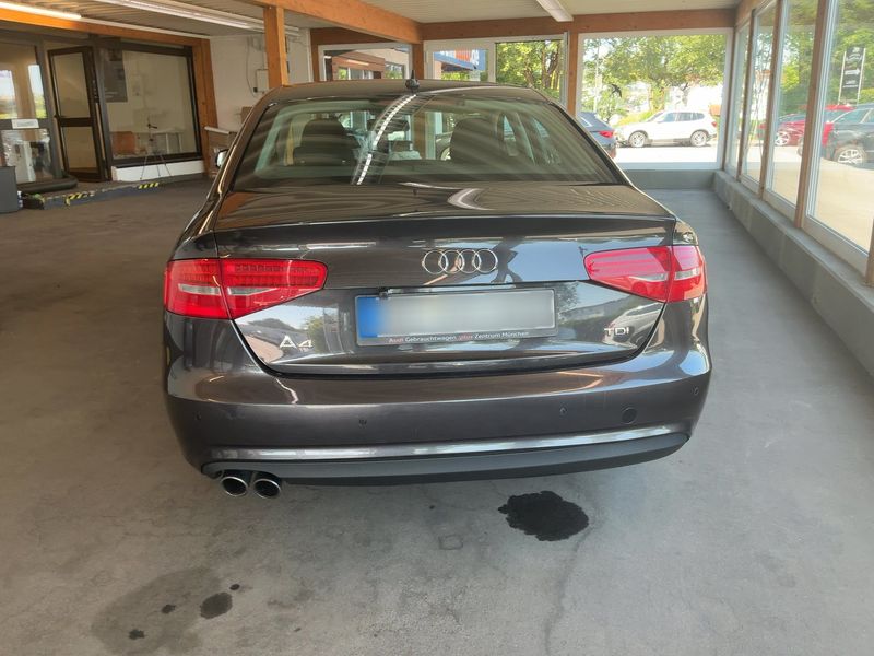 Audi A4 2.0 TDI Ambition 2015 – снимка 7