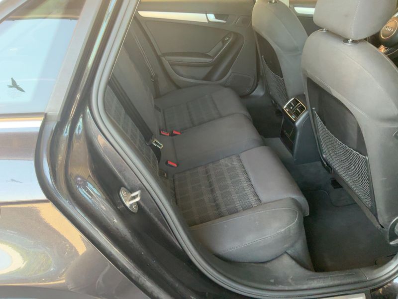 Audi A4 2.0 TDI Ambition 2015 – снимка 19