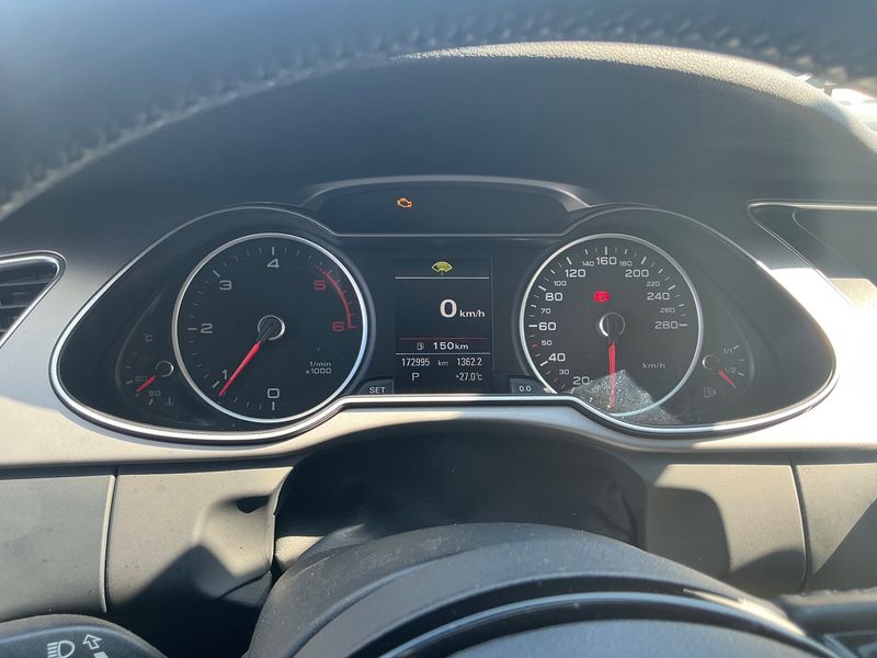Audi A4 2.0 TDI Ambition 2015 – снимка 18