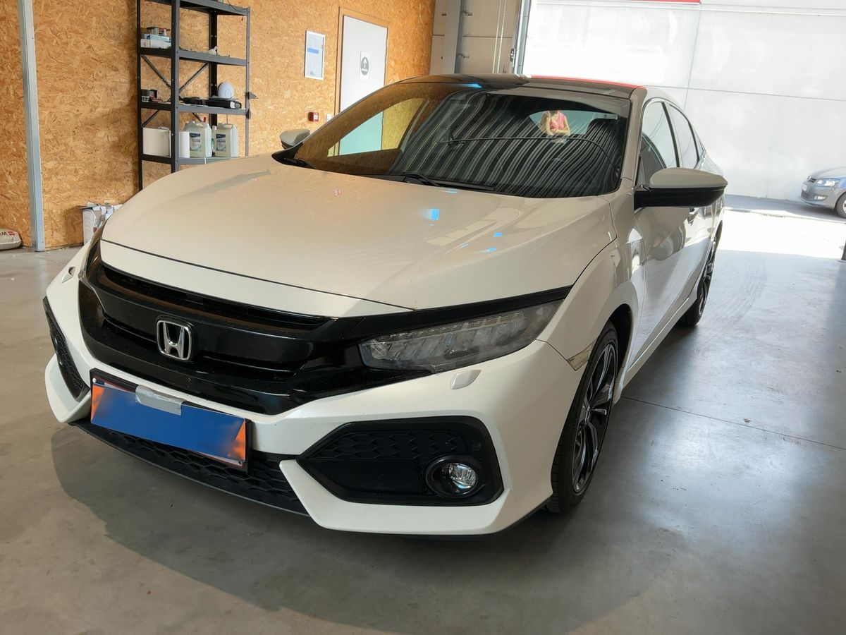 Honda Civic 2019 — photo 1