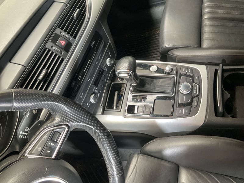 Audi A6 3.0 V6 TDI quattro 2011 – снимка 24