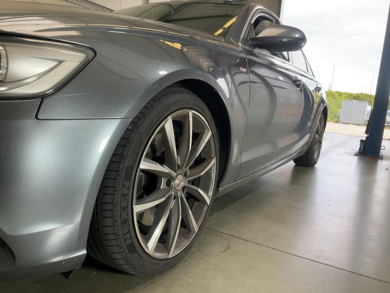 Audi A6 3.0 V6 TDI quattro 2011 – снимка 2