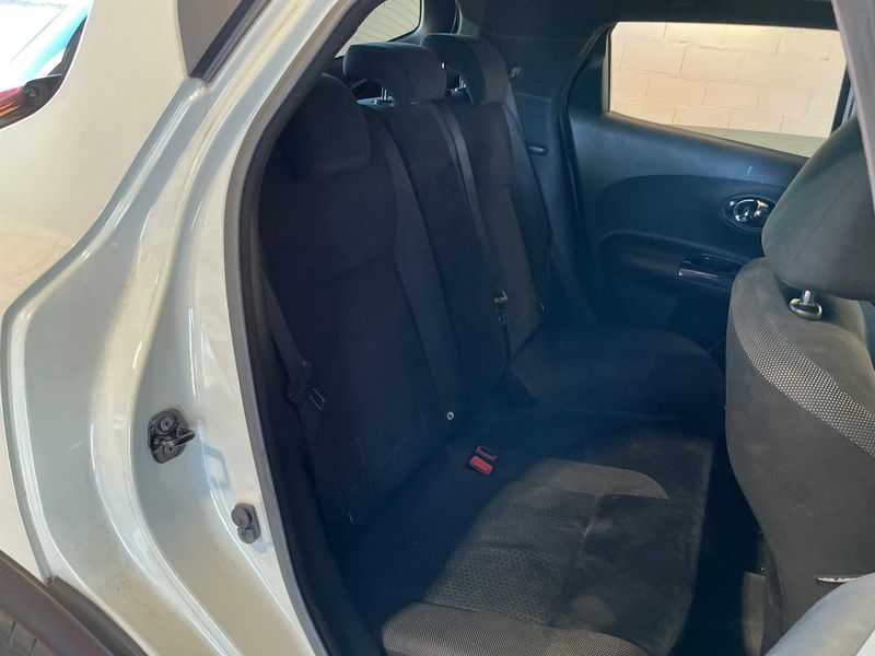 Nissan Juke 1.2 Acenta 2015 – снимка 19