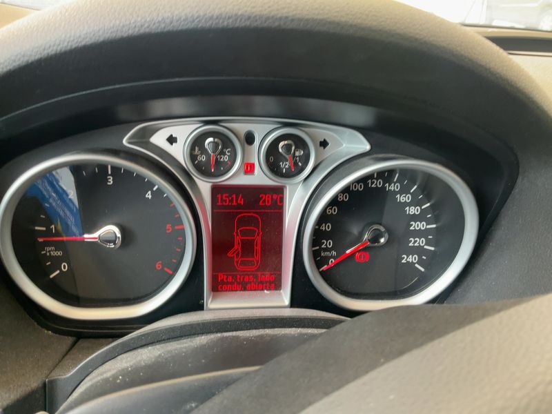 Ford Kuga 2.0 TDCi Titanium 2010 – снимка 18