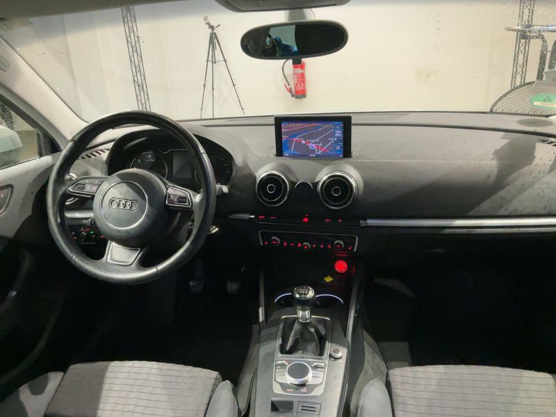 Audi A3 Sportback 2.0 TDI Ambition 2013 – снимка 17