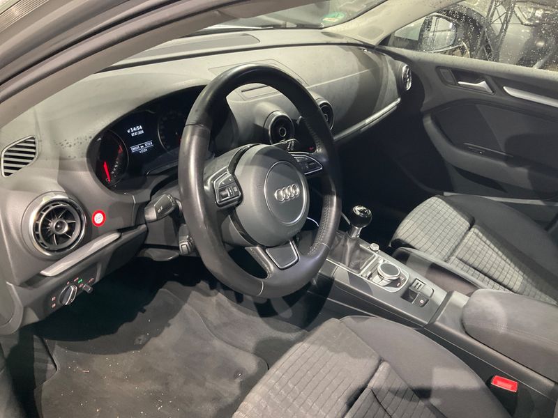 Audi A3 Sportback 2.0 TDI Ambition 2013 – снимка 25
