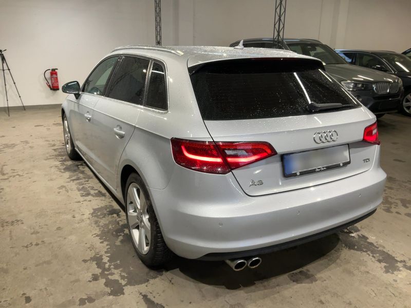 Audi A3 Sportback 2.0 TDI Ambition 2013 – снимка 6