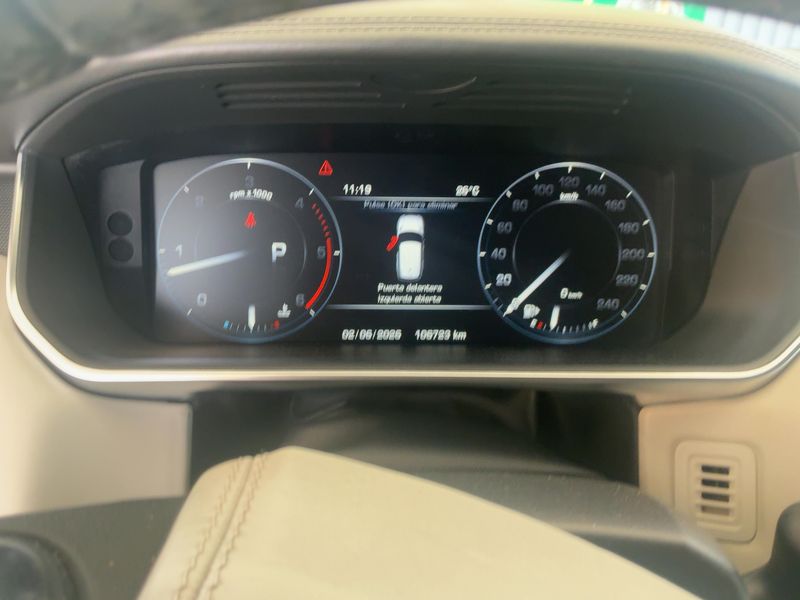 Land Rover Range Rover Sport 3.0 SD V6 HSE — zdjęcie 13