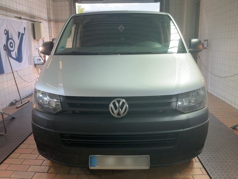 Volkswagen T5 Transporter 2.0 TDI Kasten — zdjęcie 9