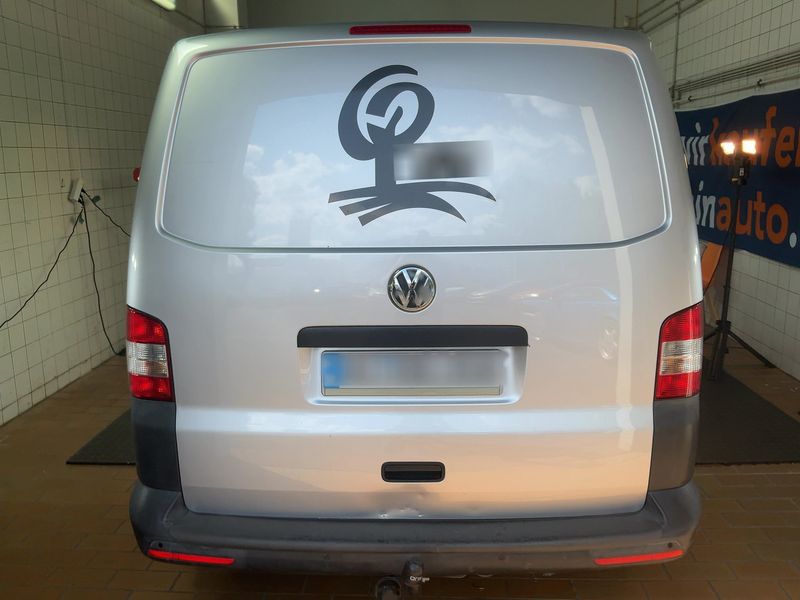 Volkswagen T5 Transporter 2.0 TDI Kasten — zdjęcie 5