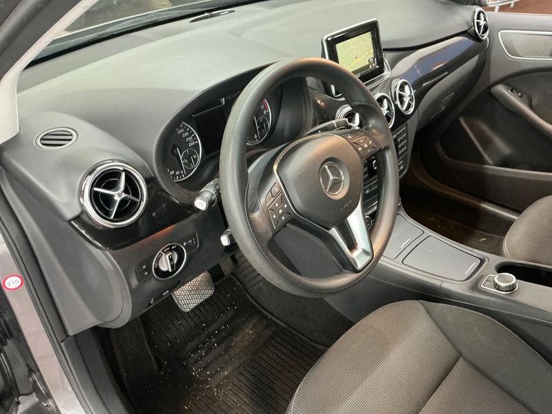 Mercedes-Benz B-Klasse B 180 2014 – снимка 32