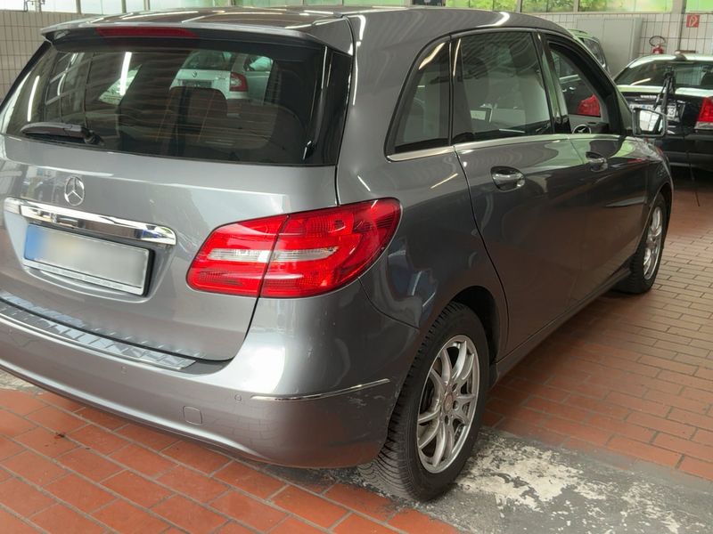 Mercedes-Benz B-Klasse B 180 2014 – снимка 8