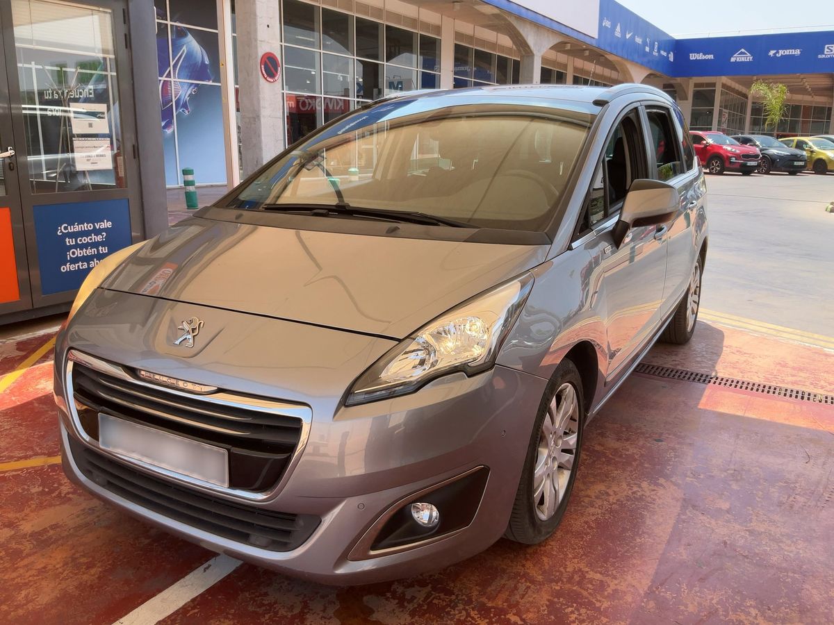 Peugeot 5008 2016