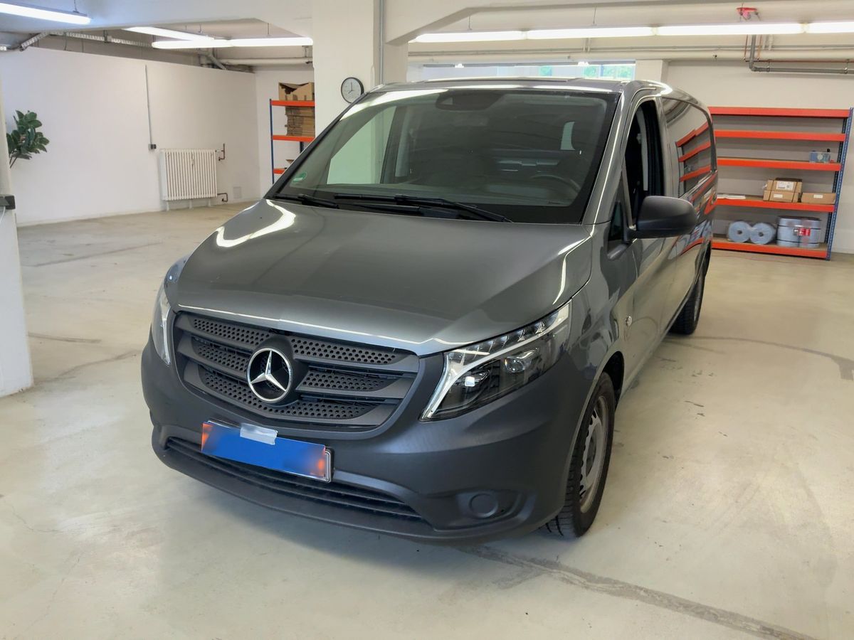 Mercedes-Benz Vito 2023 — photo 1