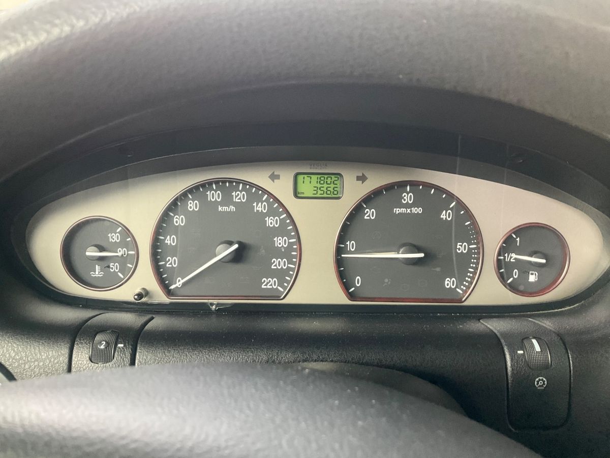 Lancia Lybra 2002 — photo 5