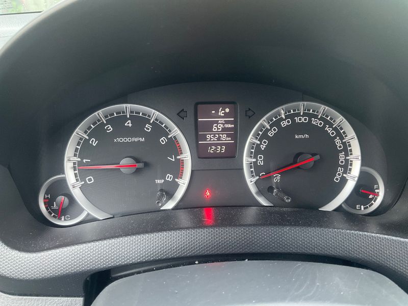 Suzuki Swift 1.2 GLX Deluxe — zdjęcie 13