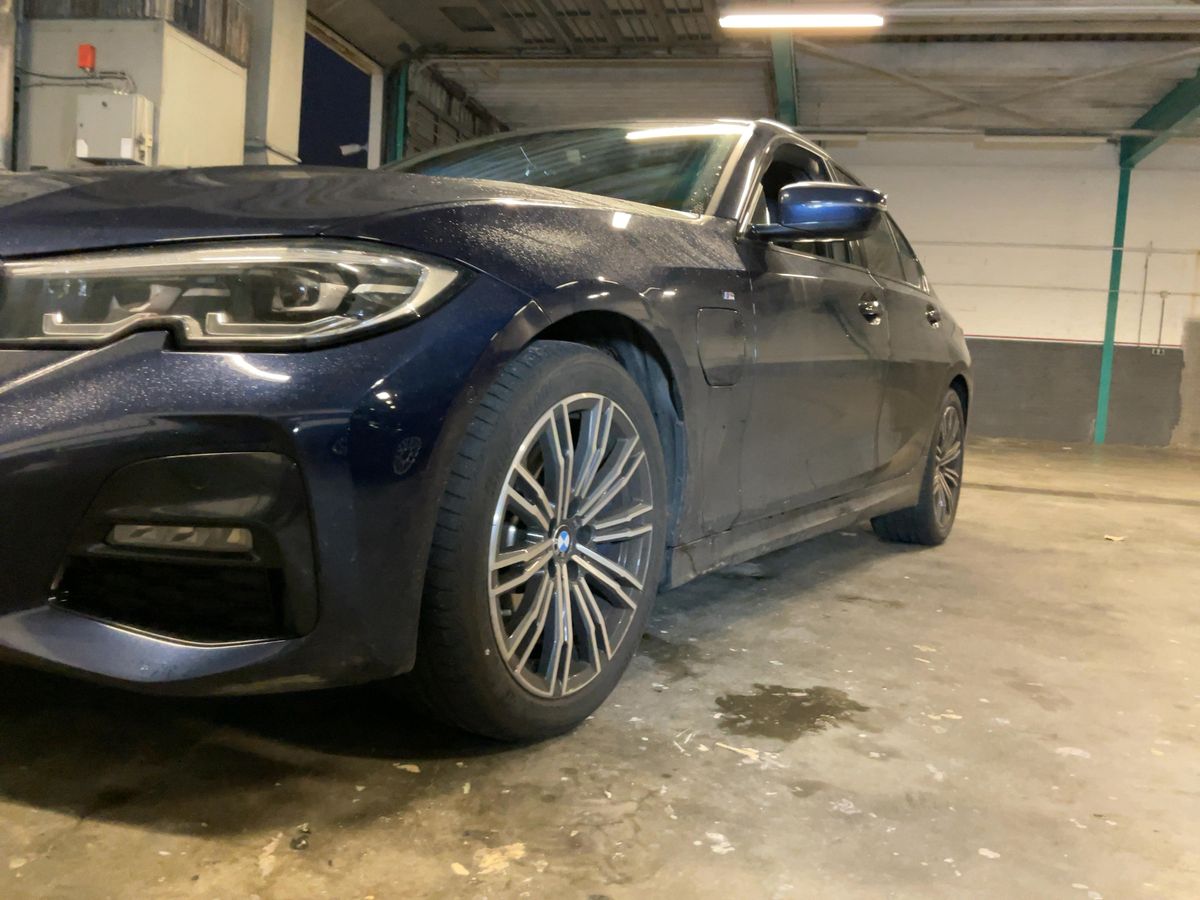BMW 3er 330e M Sport