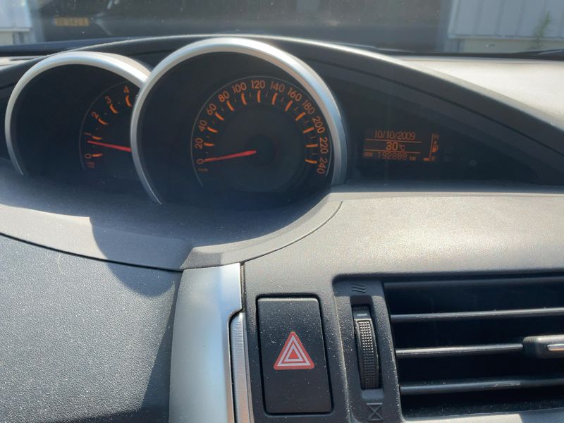 Toyota Verso 2.2 D-4D Sol — zdjęcie 13