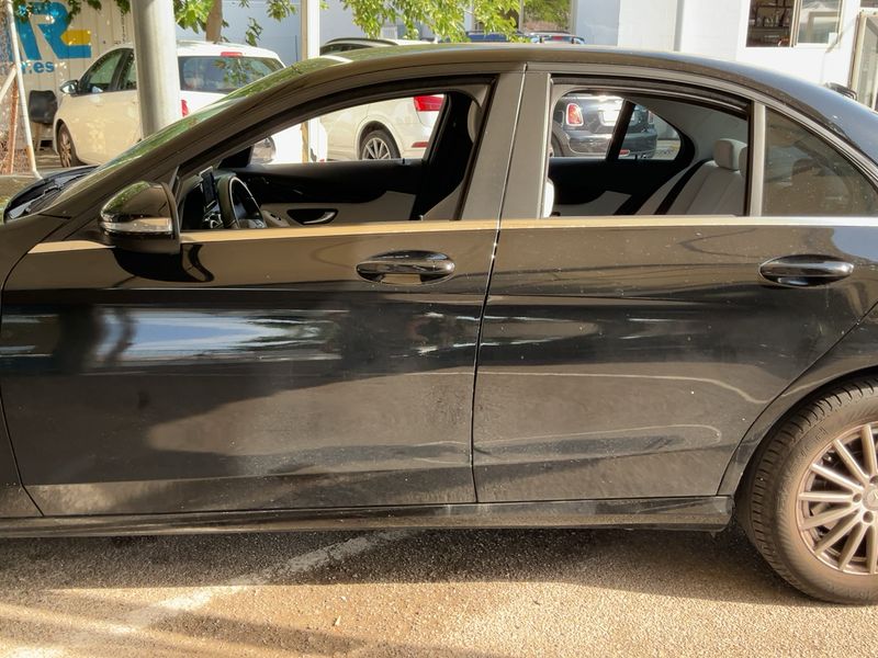 Mercedes-Benz C-Klasse C 220 d BlueTEC — zdjęcie 4