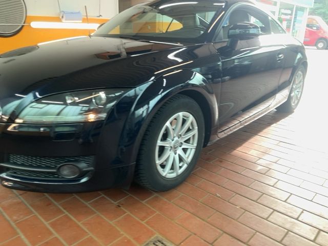 Audi TT 2.0 TFSI Coupe — zdjęcie 2
