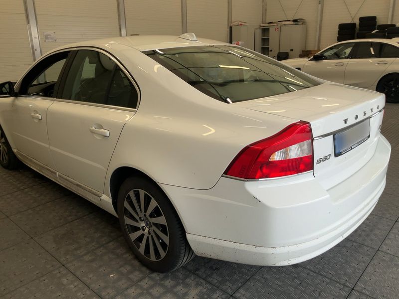 Volvo S80 2.0 D3 Summum — zdjęcie 3