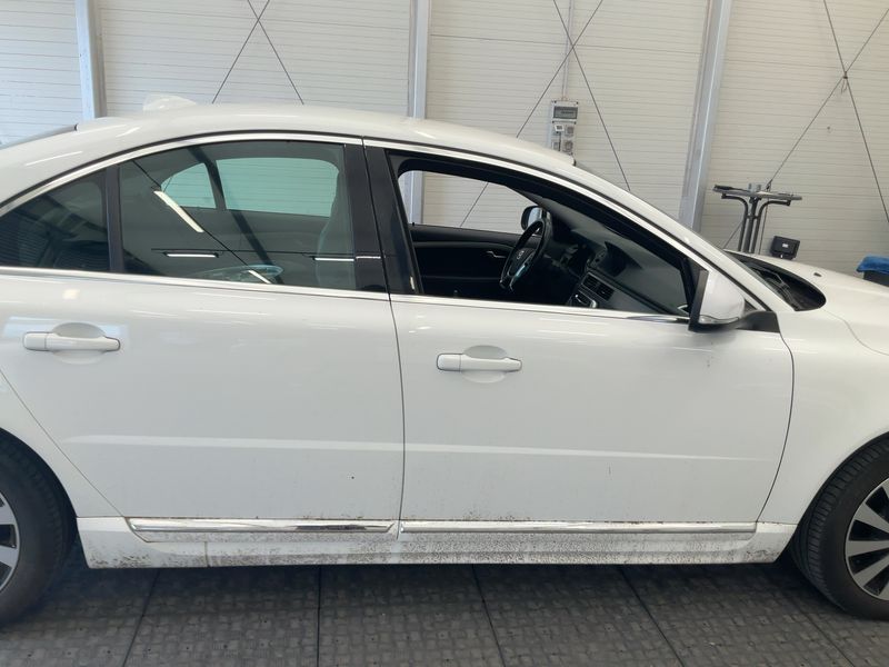 Volvo S80 2.0 D3 Summum — zdjęcie 7