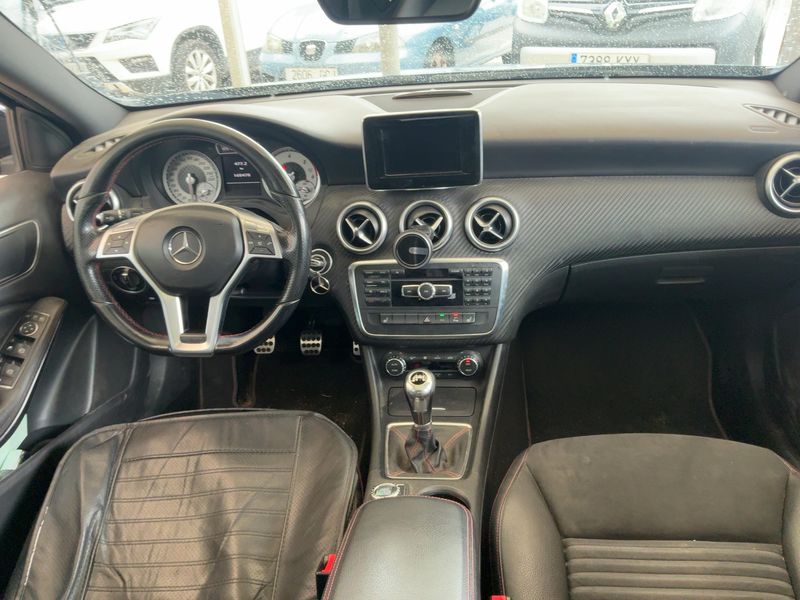 Mercedes-Benz A-Klasse A 180 CDI BlueEfficiency AMG Sport — zdjęcie 12