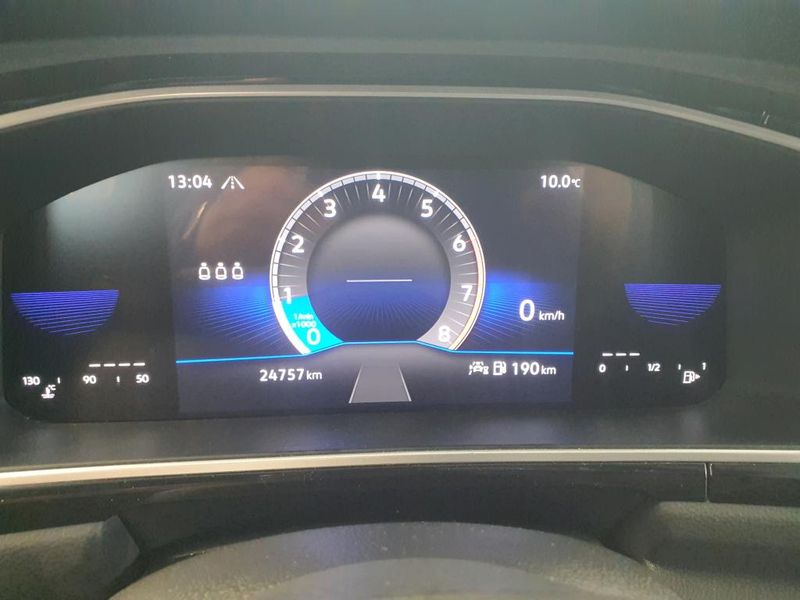 Volkswagen T-Roc 1.0 TSI R-Line — zdjęcie 17
