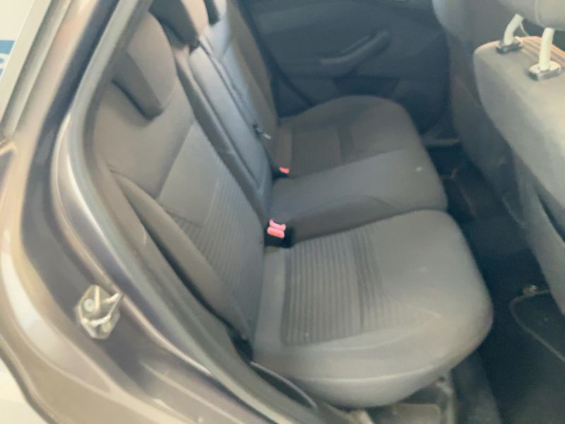 Ford Focus 1.5 TDCi Titanium 2015 – снимка 19