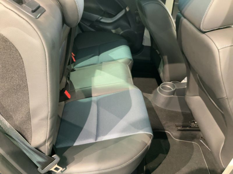 Seat Ibiza 1.4 TDI Connect 2015 – снимка 20
