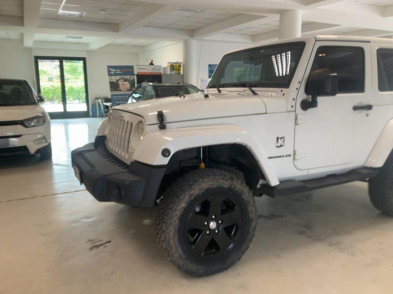 Jeep Wrangler Unlimited 2.8 CRD Sahara — zdjęcie 2