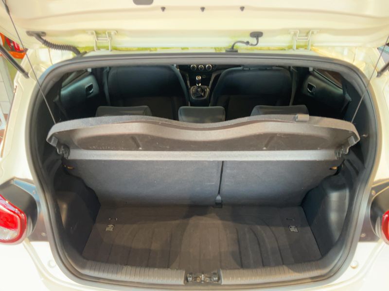 Hyundai i10 1.0 Passion — zdjęcie 10