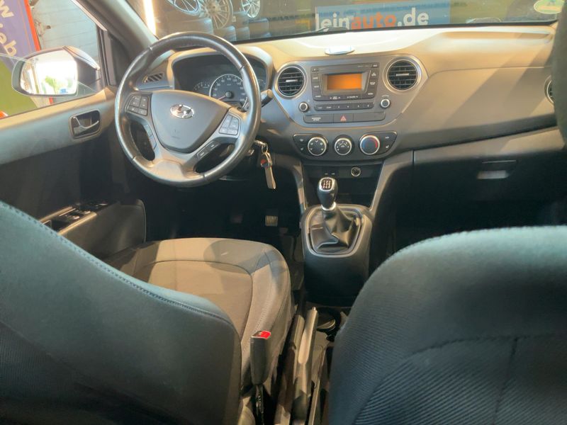 Hyundai i10 1.0 Passion — zdjęcie 12