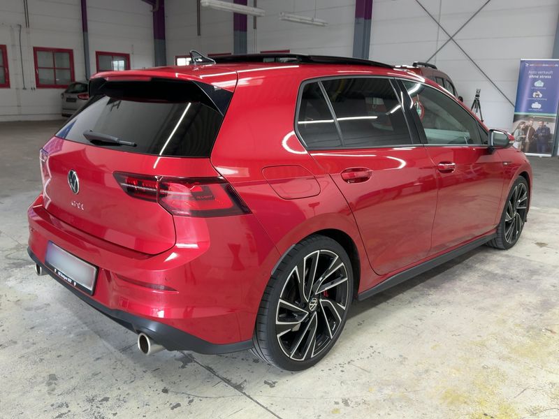 Volkswagen Golf VIII 2.0 TSI GTI — zdjęcie 6