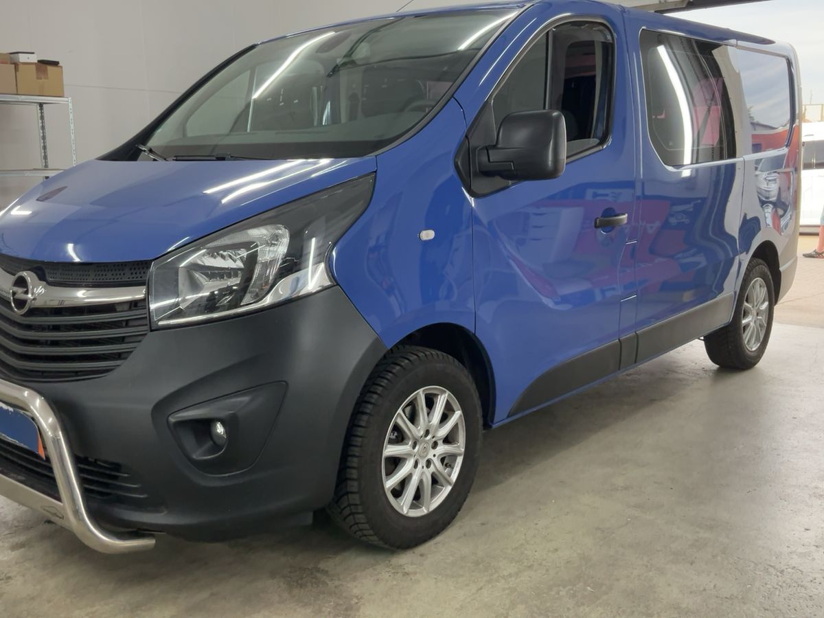 Opel Vivaro 1.6 Biturbo CDTI Combi L1H1 2,7t