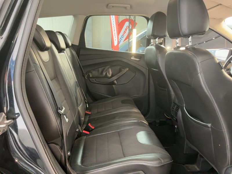 Ford Kuga 2.0 TDCi Titanium — zdjęcie 14