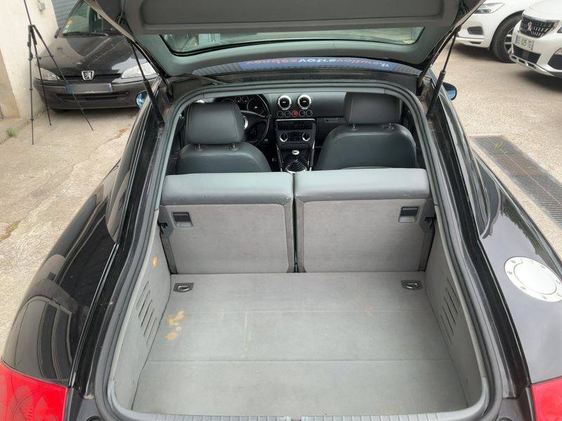 Audi TT 1.8 Turbo quattro Coupe — zdjęcie 10