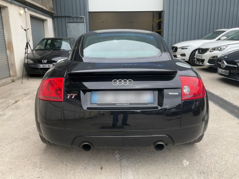 Audi TT 1.8 Turbo quattro Coupe — zdjęcie 5