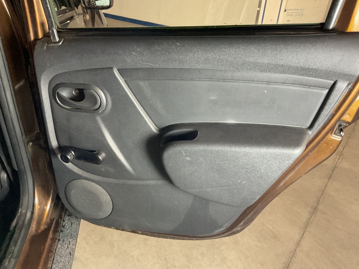 Dacia Duster 2013 — photo 33