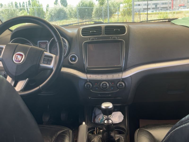 Fiat Freemont 2.0 Multijet Lounge — zdjęcie 12