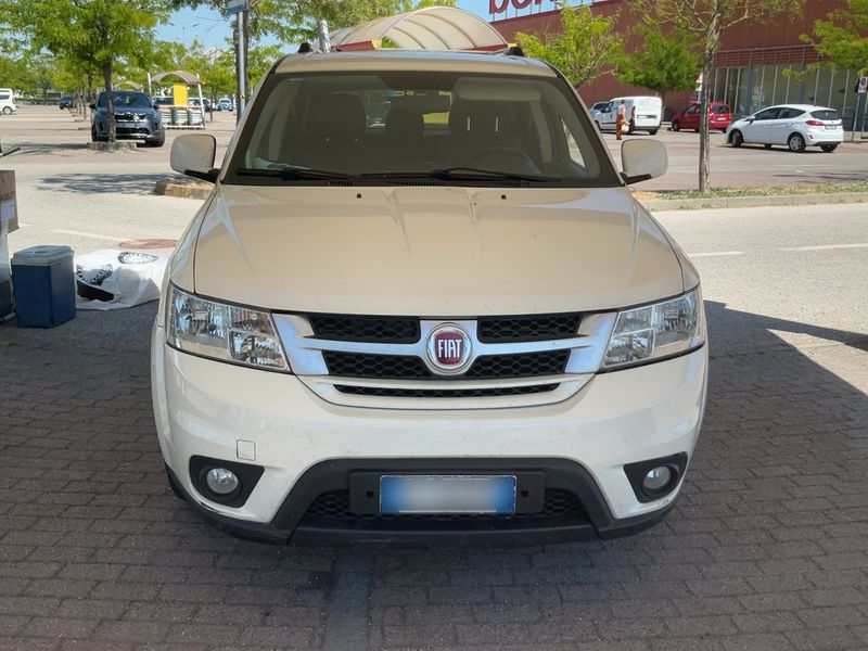 Fiat Freemont 2.0 Multijet Lounge — zdjęcie 9