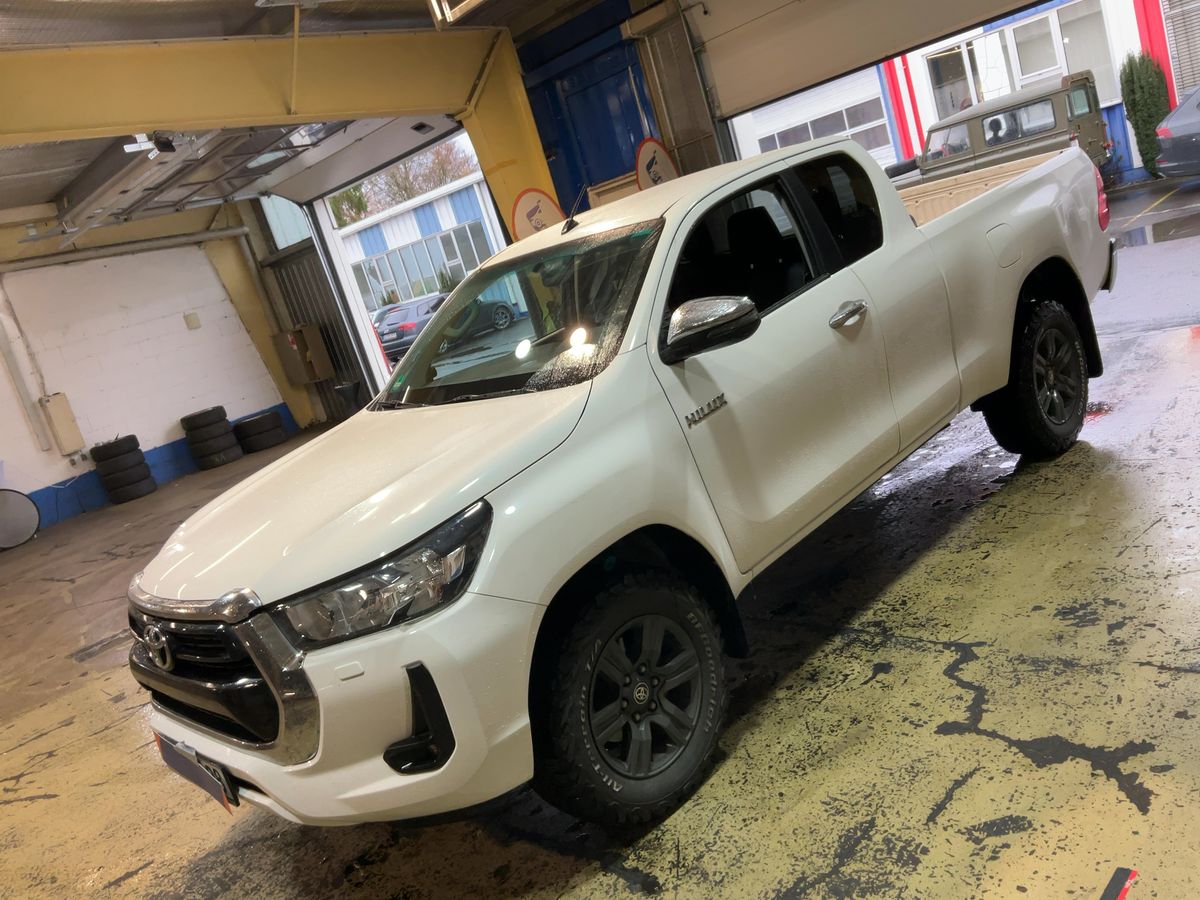 Toyota Hilux 2.8 D-4D Extra Cab Comfort 4x4