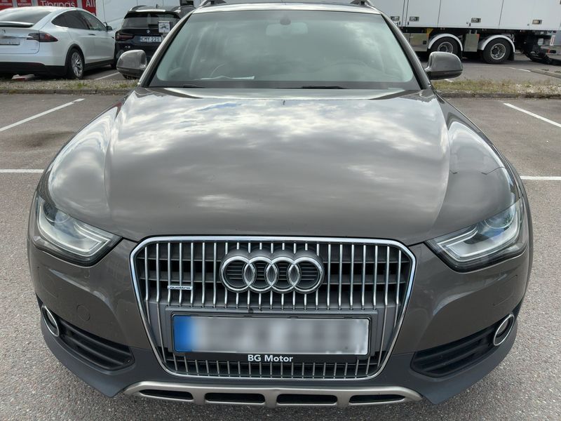 Audi A4 Allroad 2.0 TDI — zdjęcie 9