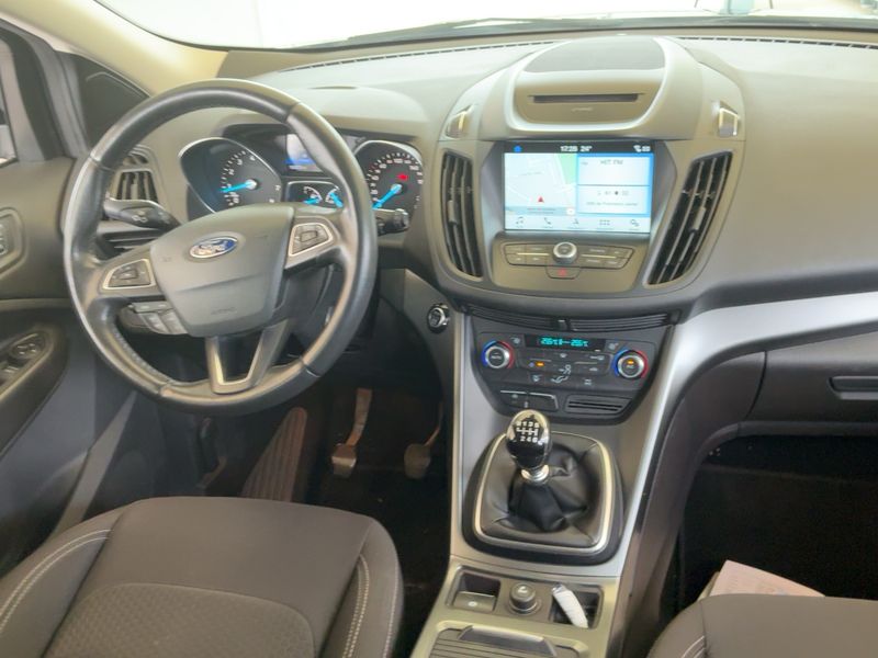 Ford Kuga 1.5 EcoBoost Trend+ — zdjęcie 12