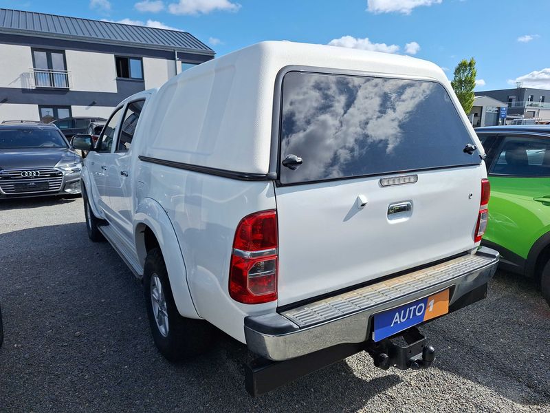 Toyota Hilux 3.0 Turbodiesel Double Cab Life 4x4 — zdjęcie 3