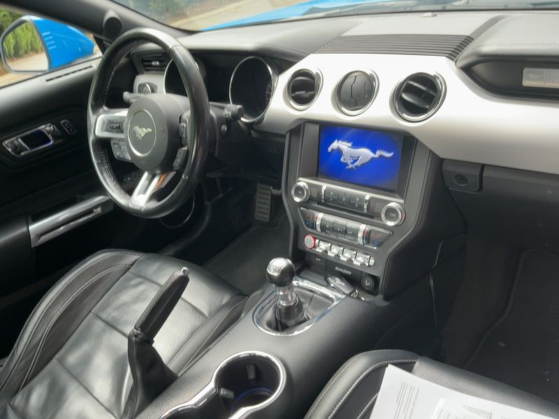 Ford Mustang 2.3 EcoBoost Basis — zdjęcie 12