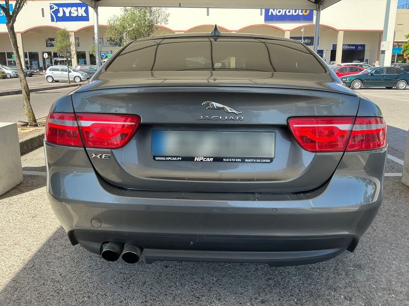 Jaguar XE 20d R-Sport — zdjęcie 5