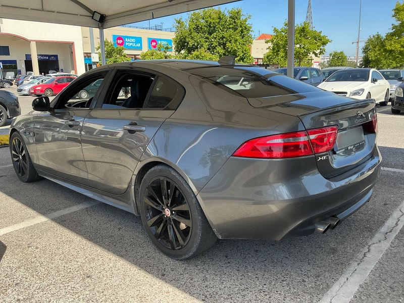 Jaguar XE 20d R-Sport — zdjęcie 3